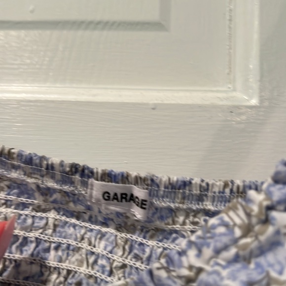 Floral top - Picture 3 of 3